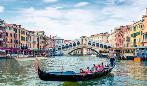VIII Festival de folklore «A dos pases de Venecia» 2027 – Italia